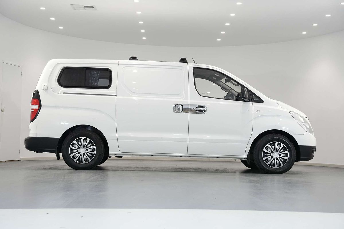 2013 Hyundai iLoad  TQ2-V
