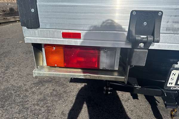 2022 Toyota Hilux Workmate TGN121R Rear Wheel Drive