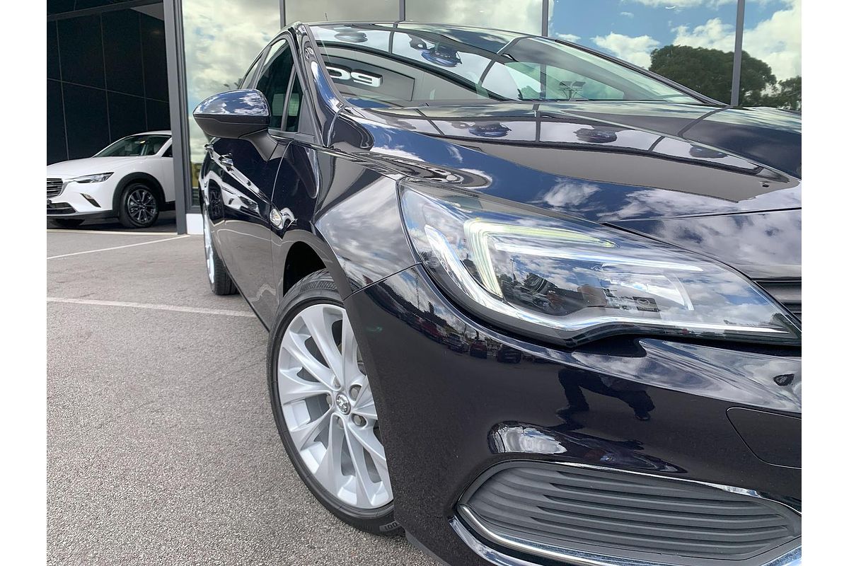 2018 Holden Astra R BK