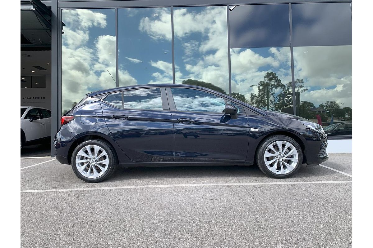 2018 Holden Astra R BK