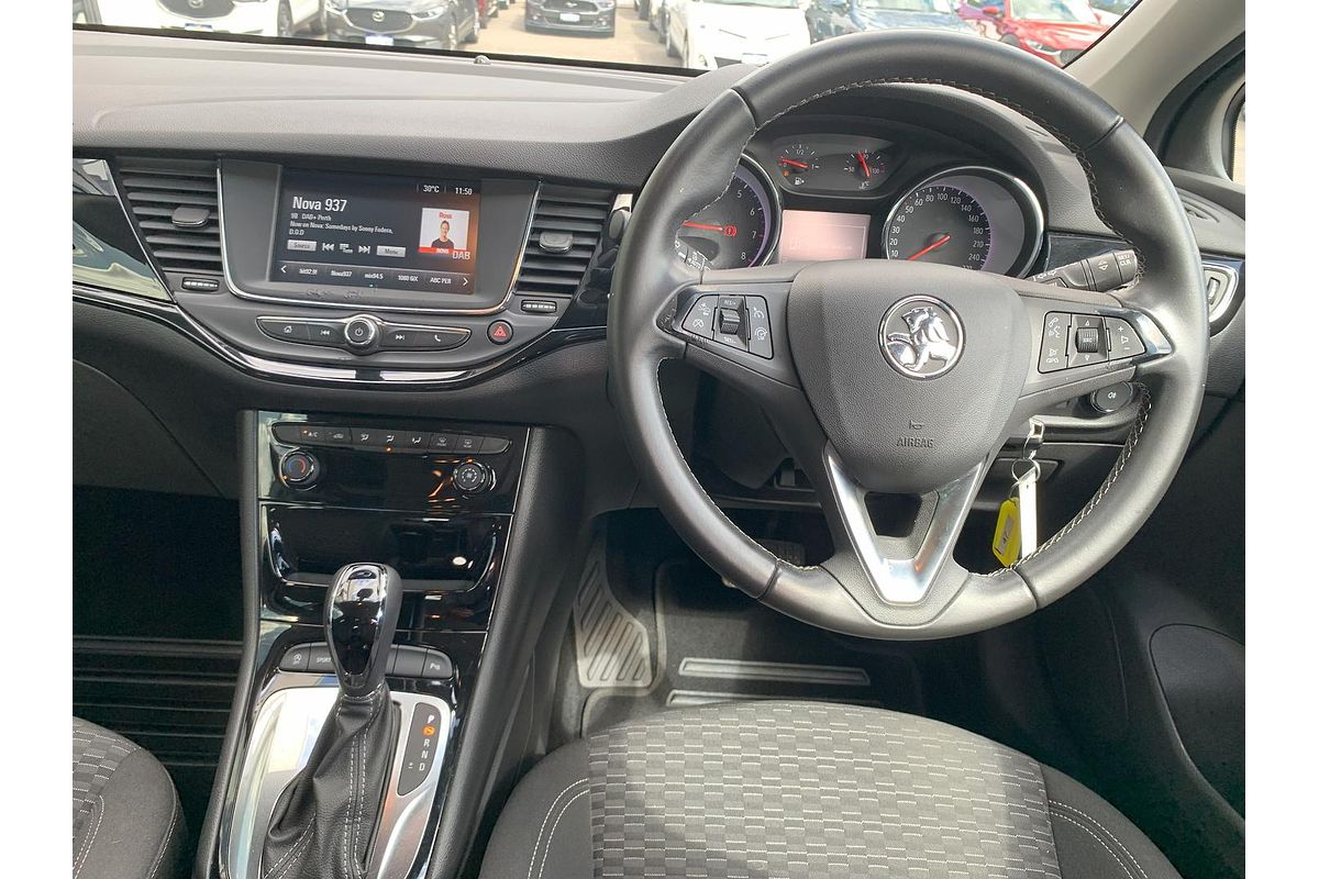 2018 Holden Astra R BK