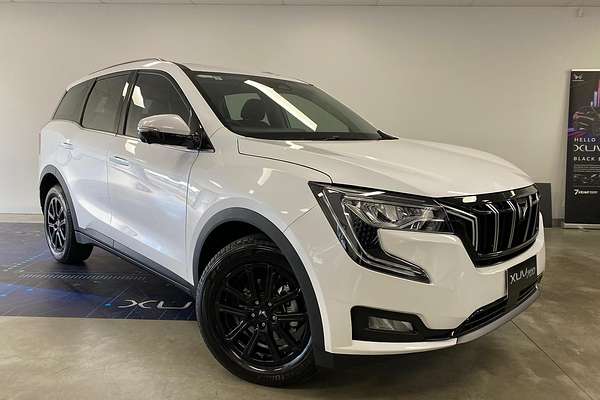 2025 Mahindra XUV700 AX7L