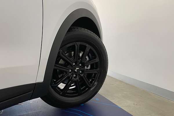 2025 Mahindra XUV700 AX7L