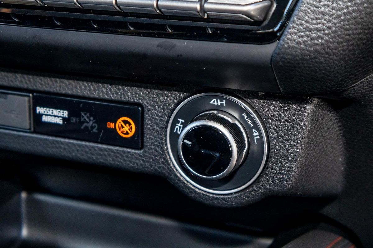 2025 Mazda BT-50 SP TF 4X4