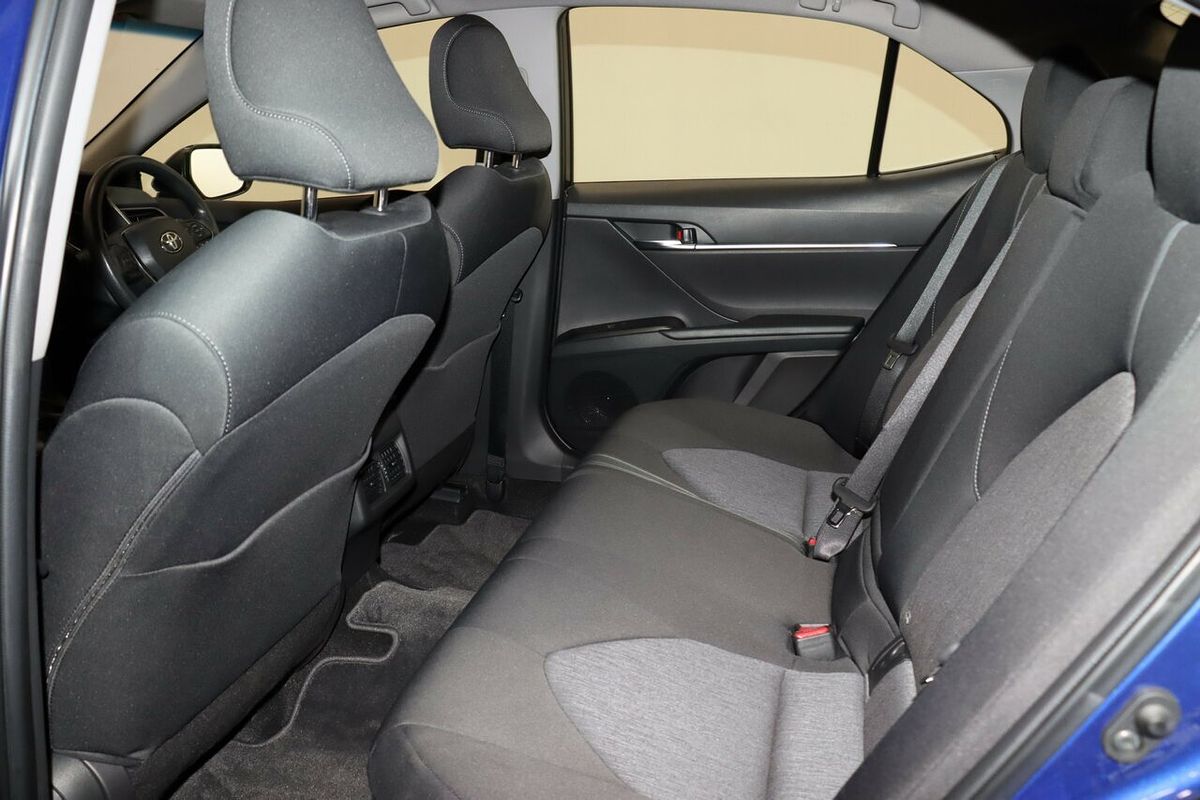 2021 Toyota Camry Ascent AXVH70R