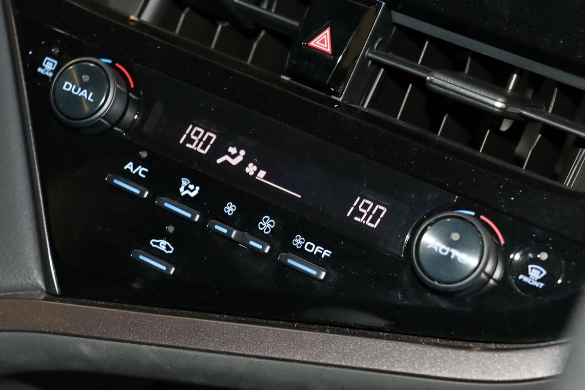 2021 Toyota Camry Ascent AXVH70R