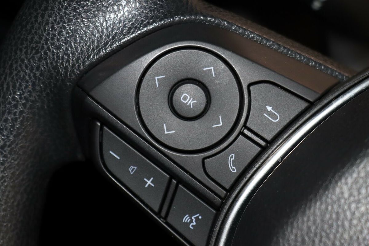 2021 Toyota Camry Ascent AXVH70R