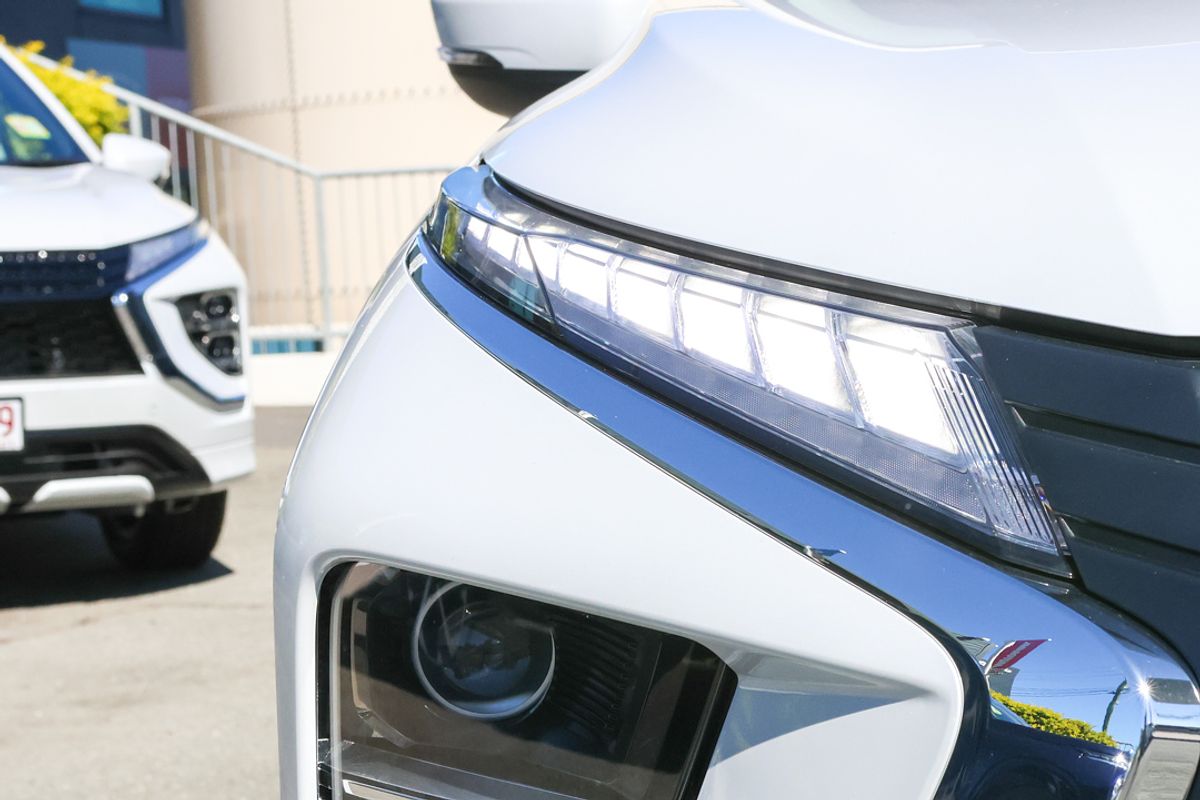 2024 Mitsubishi Eclipse Cross LS YB