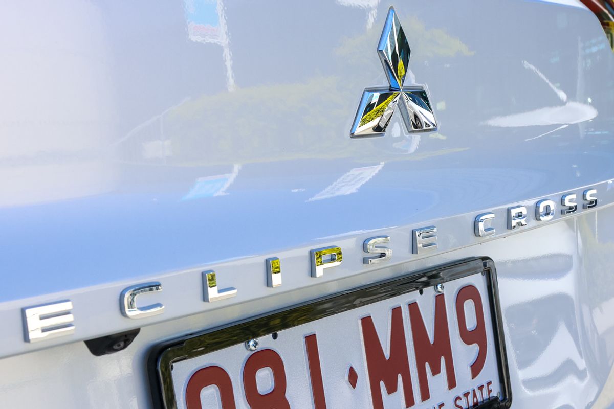 2024 Mitsubishi Eclipse Cross LS YB