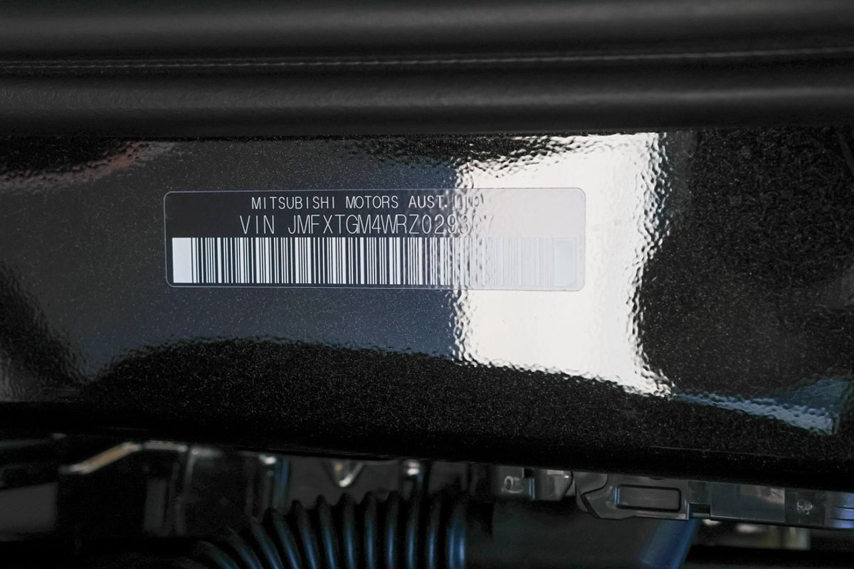 2024 Mitsubishi Outlander ES ZM