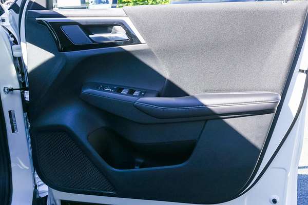 2024 Mitsubishi Outlander ES ZM