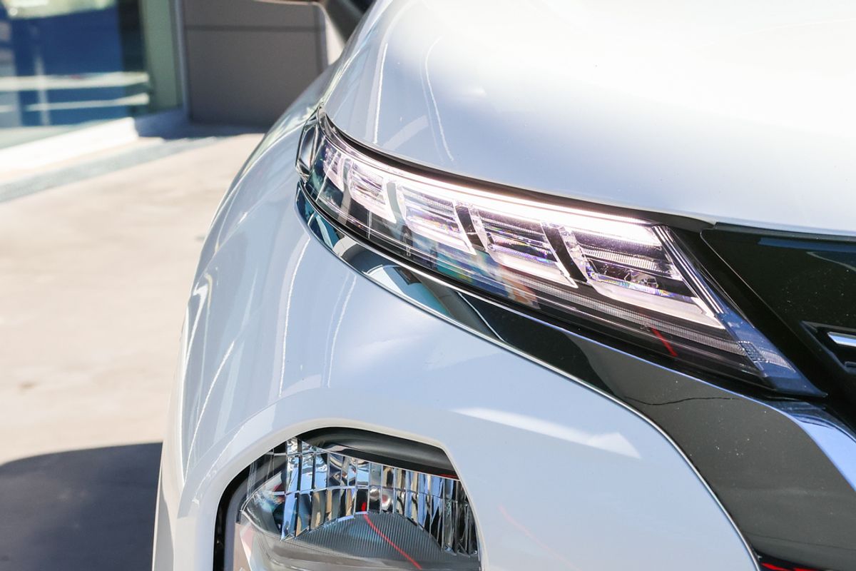 2024 Mitsubishi Outlander ES ZM