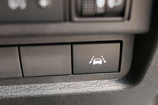 2024 Mitsubishi Outlander ES ZM