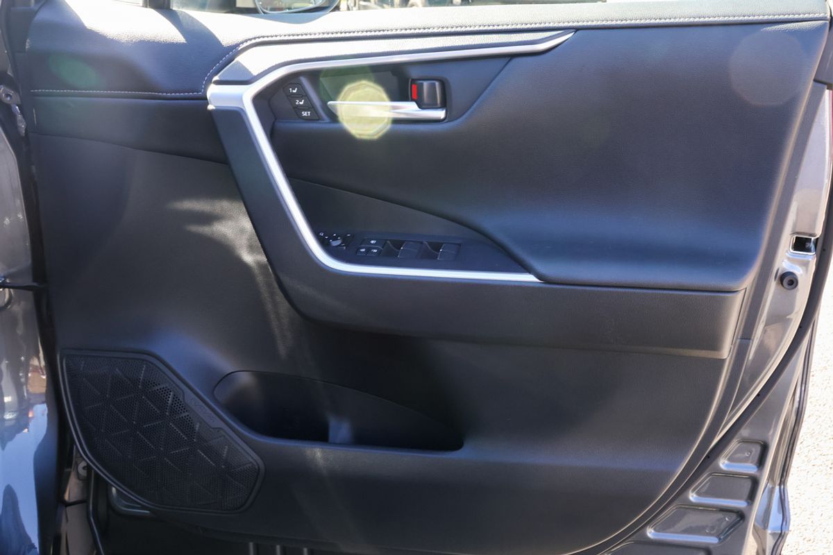 2019 Toyota RAV4 Cruiser MXAA52R