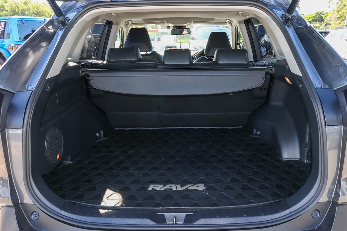2019 Toyota RAV4 Cruiser MXAA52R