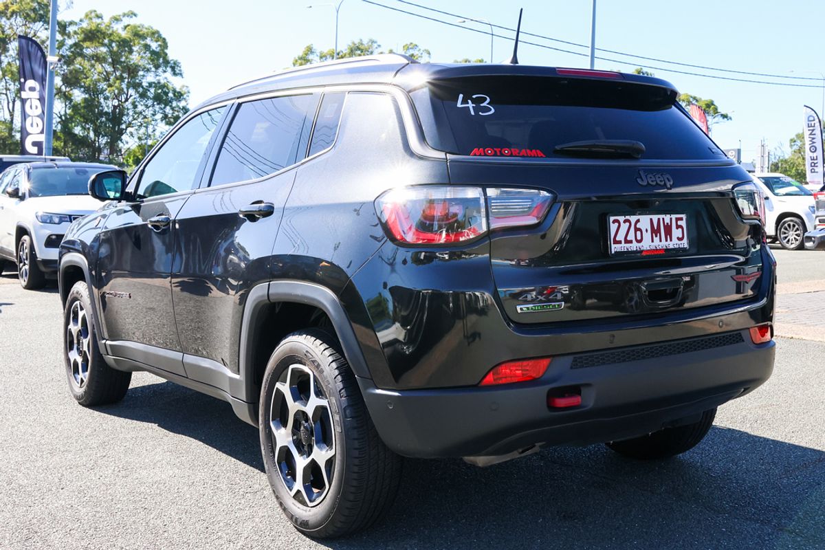 2022 Jeep Compass Trailhawk M6