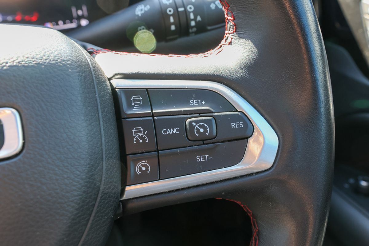 2022 Jeep Compass Trailhawk M6