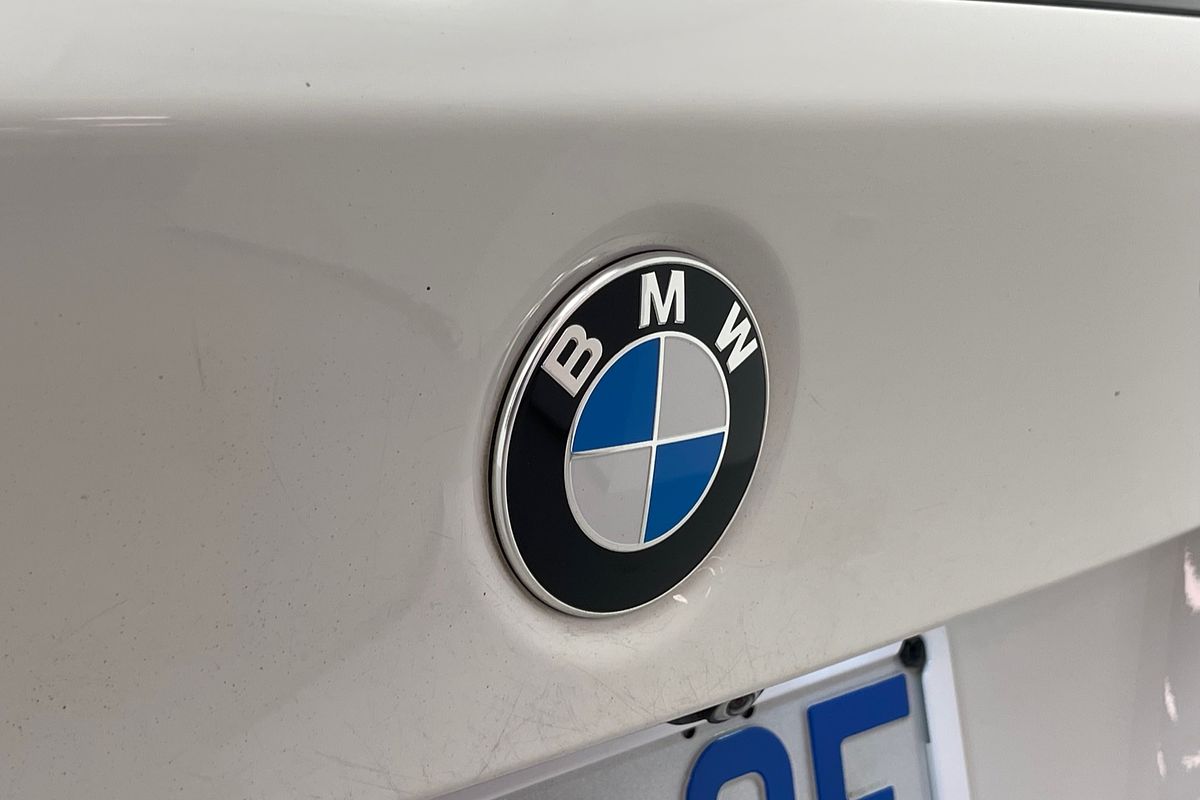2015 BMW 2 Series 218i Sport Line F45