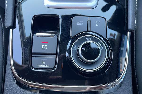 2024 Isuzu MU-X LS-T