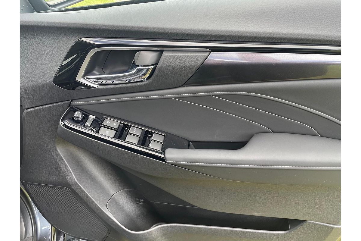 2024 Isuzu MU-X LS-T