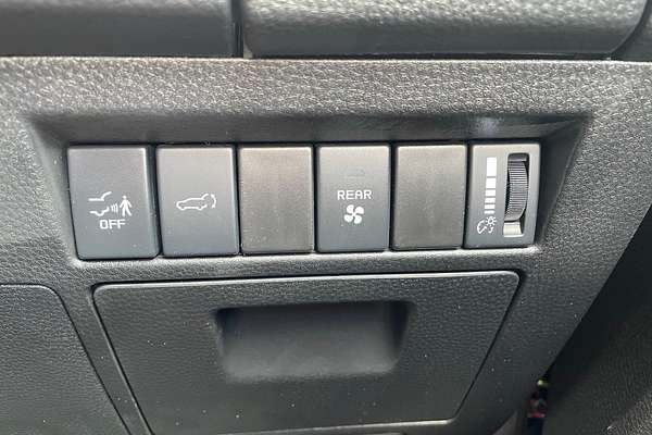 2024 Isuzu MU-X LS-T