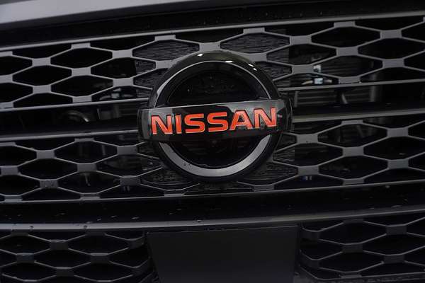 2025 Nissan Navara PRO-4X D23 4X4