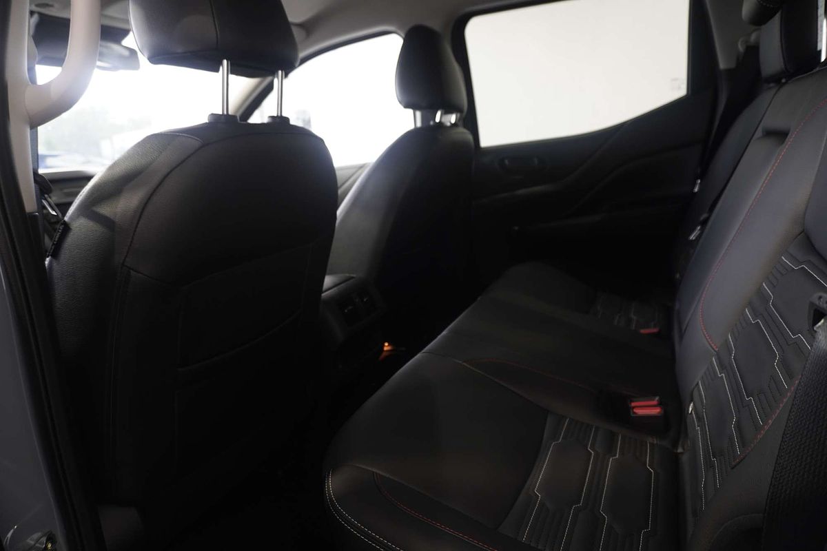2025 Nissan Navara PRO-4X D23 4X4