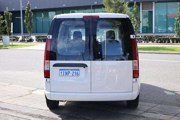 2024 Hyundai STARIA LOAD  US4.V2