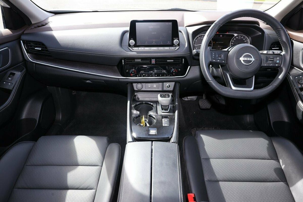 2024 Nissan X-TRAIL ST-L T33