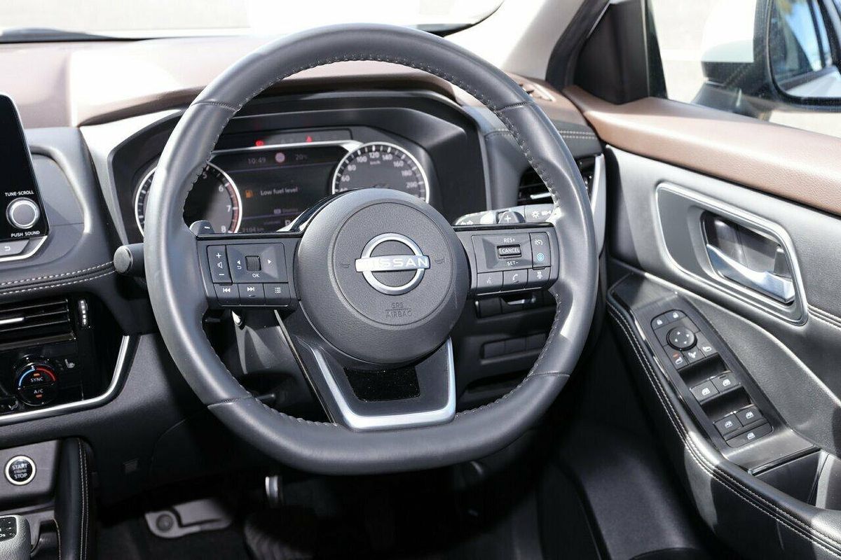 2024 Nissan X-TRAIL ST-L T33