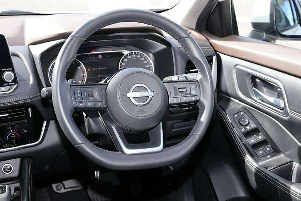 2024 Nissan X-TRAIL ST-L T33