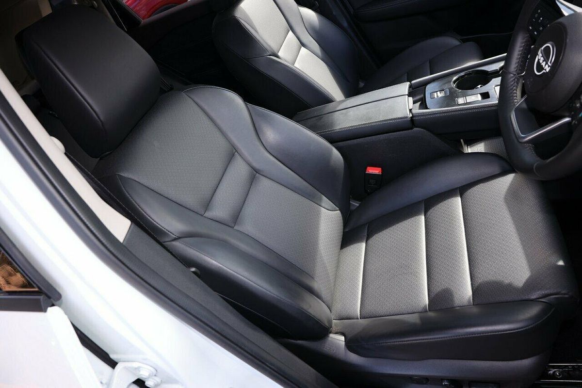 2024 Nissan X-TRAIL ST-L T33