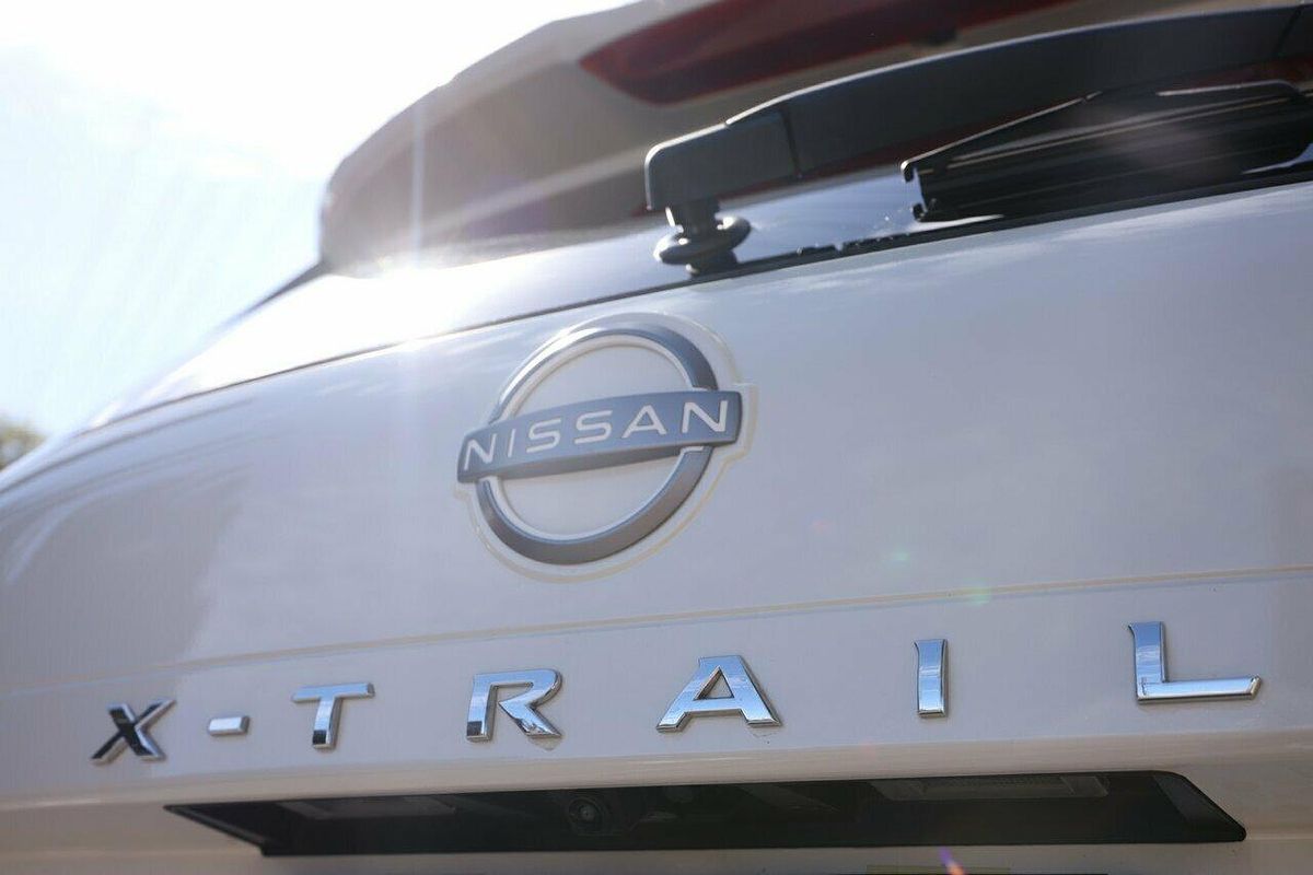 2024 Nissan X-TRAIL ST-L T33