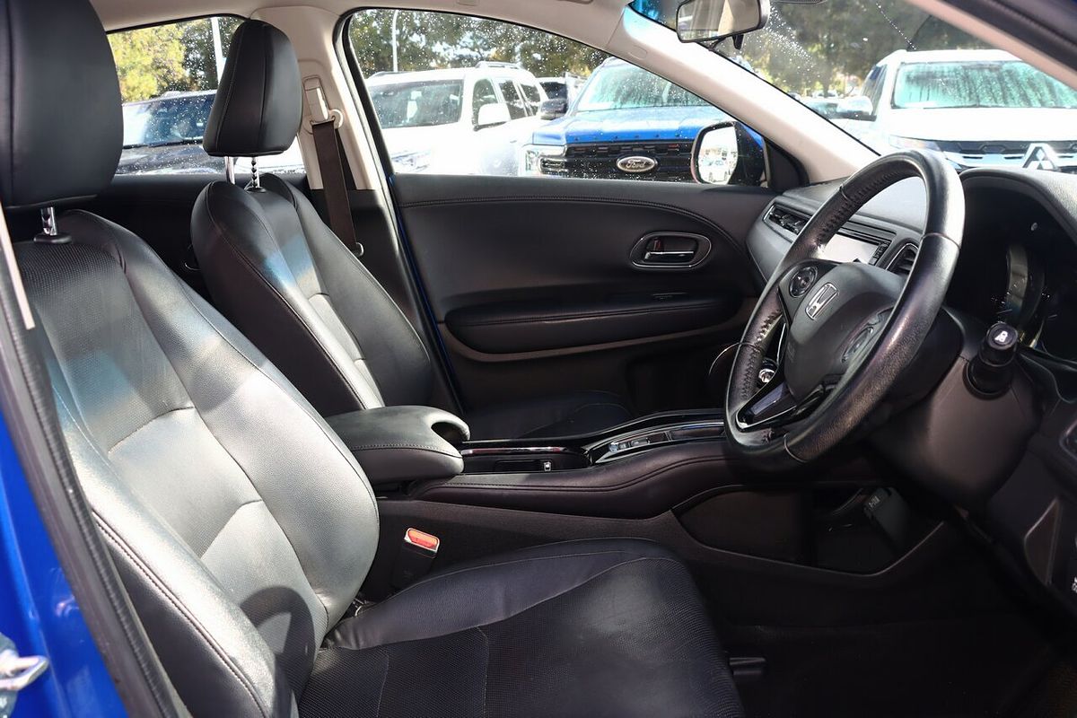 2019 Honda HR-V RS