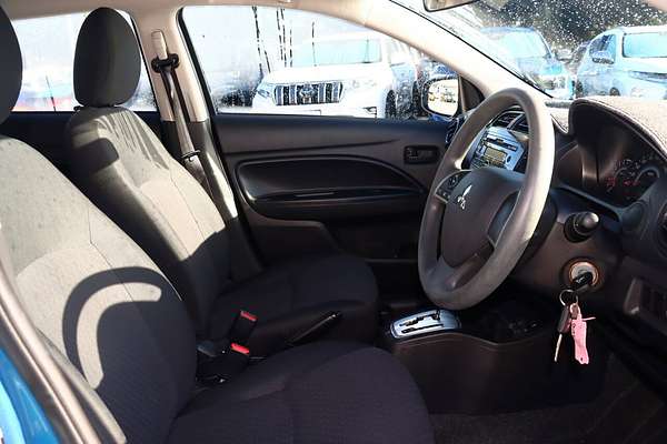 2017 Mitsubishi Mirage ES LA