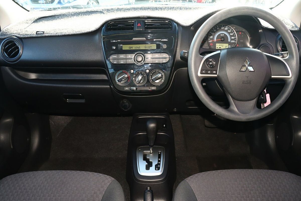 2017 Mitsubishi Mirage ES LA