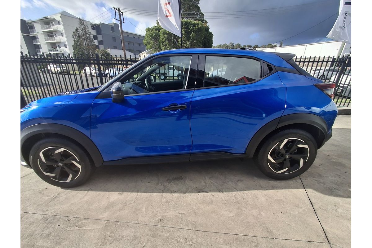 2024 Nissan JUKE ST+ F16
