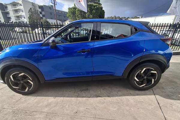 2024 Nissan JUKE ST+ F16