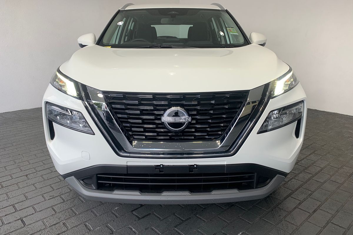 2025 Nissan X-TRAIL ST T33
