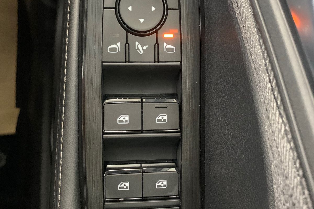 2025 Nissan X-TRAIL ST T33