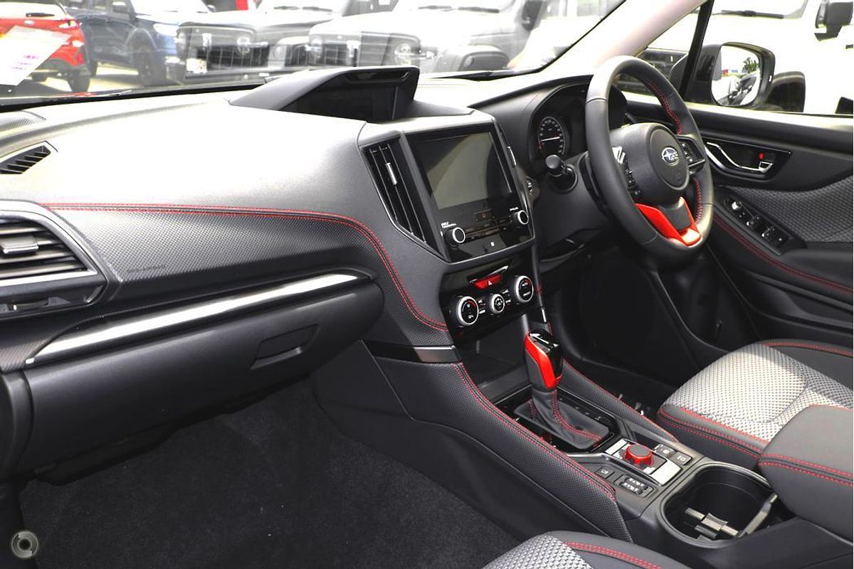 2024 Subaru Forester 2.5i Sport S5