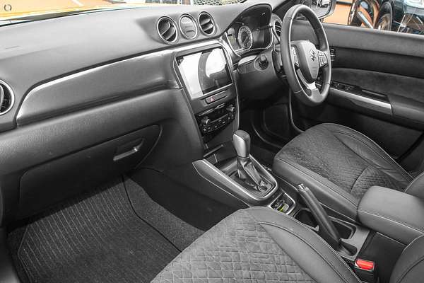 2023 Suzuki Vitara Turbo LY Series II