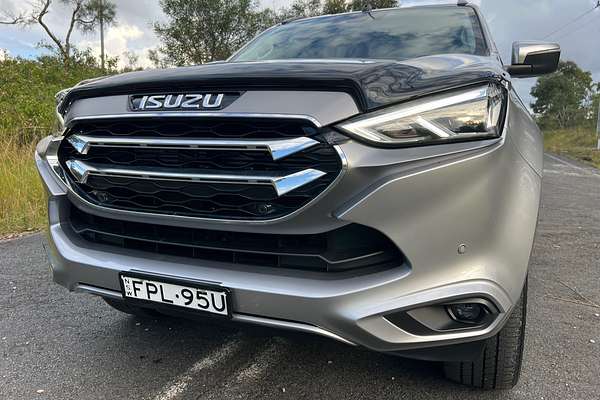 2021 Isuzu MU-X LS-T
