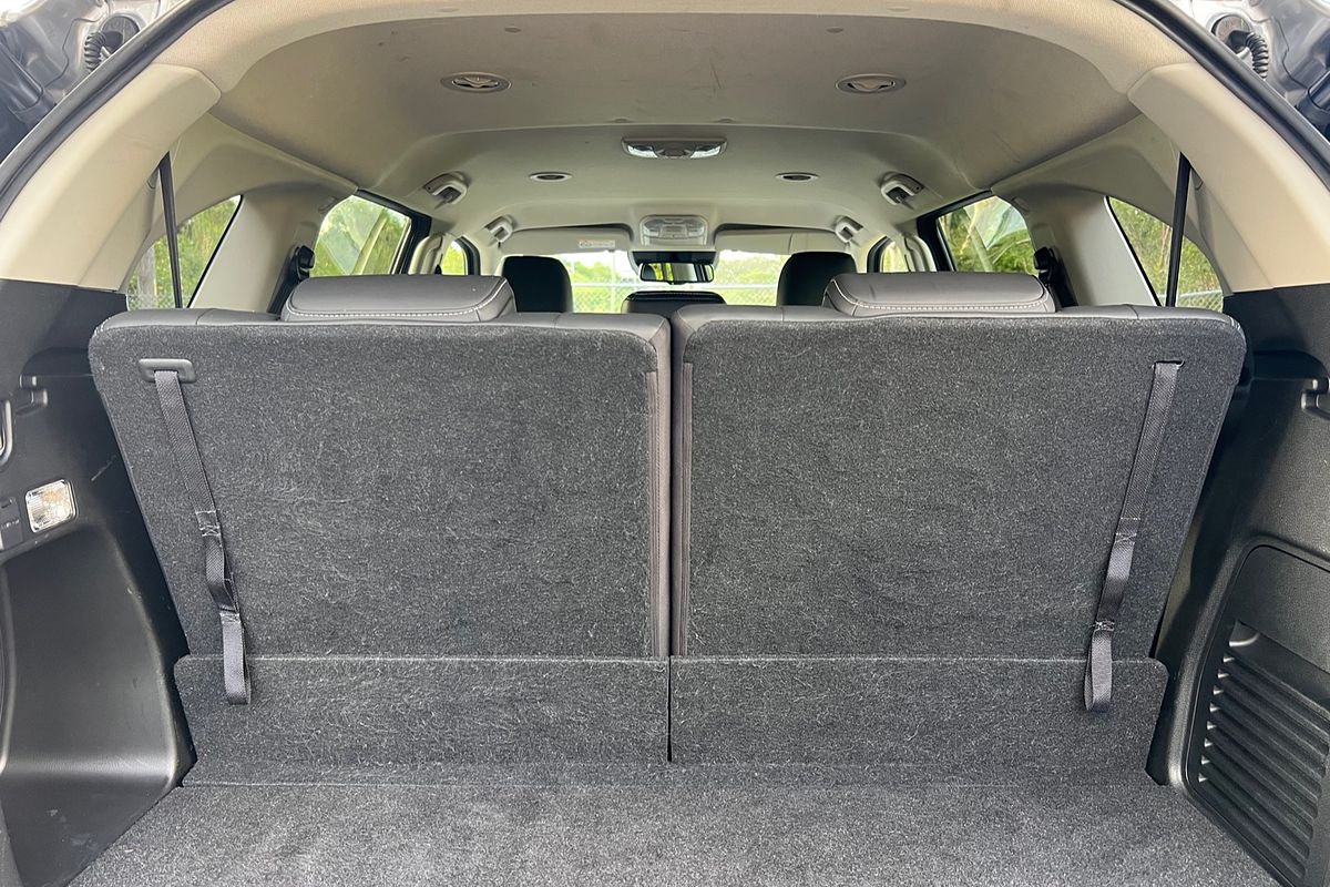 2021 Isuzu MU-X LS-T