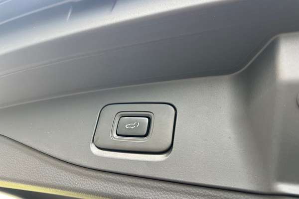 2021 Isuzu MU-X LS-T
