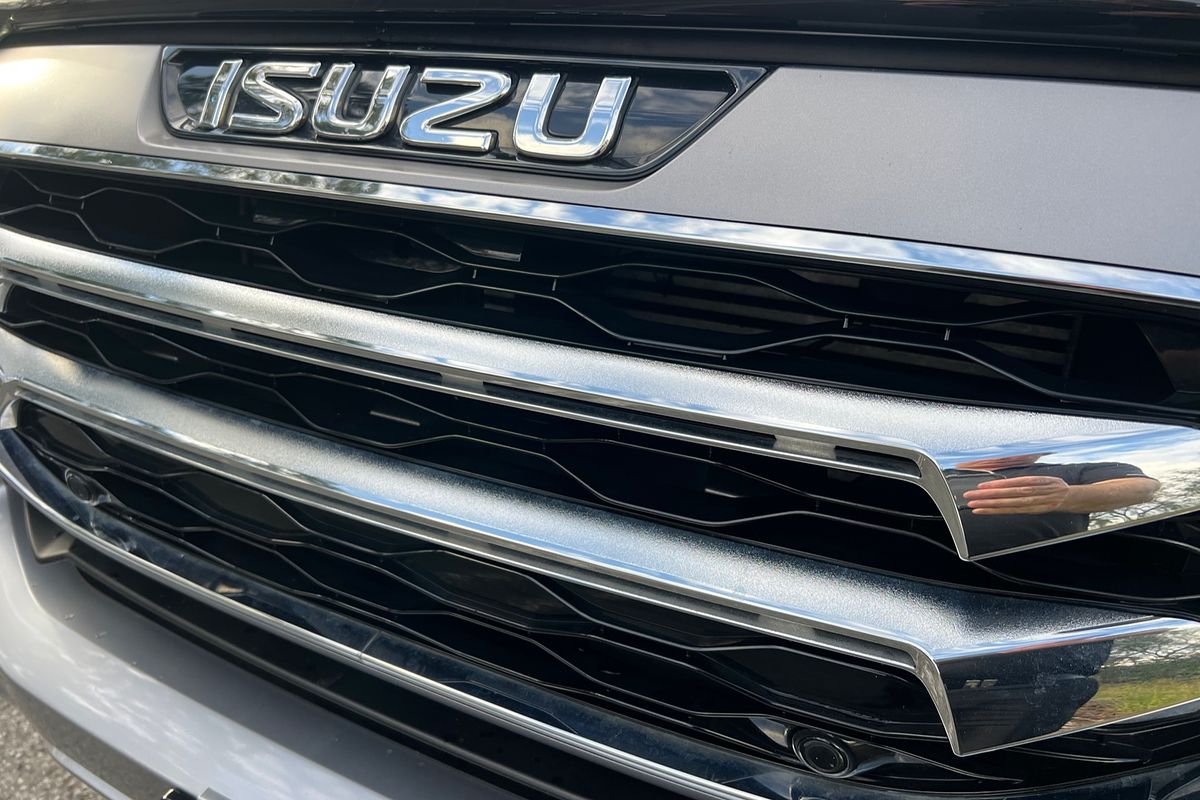 2021 Isuzu MU-X LS-T