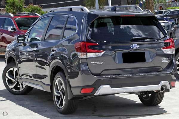 2024 Subaru Forester Hybrid S S5