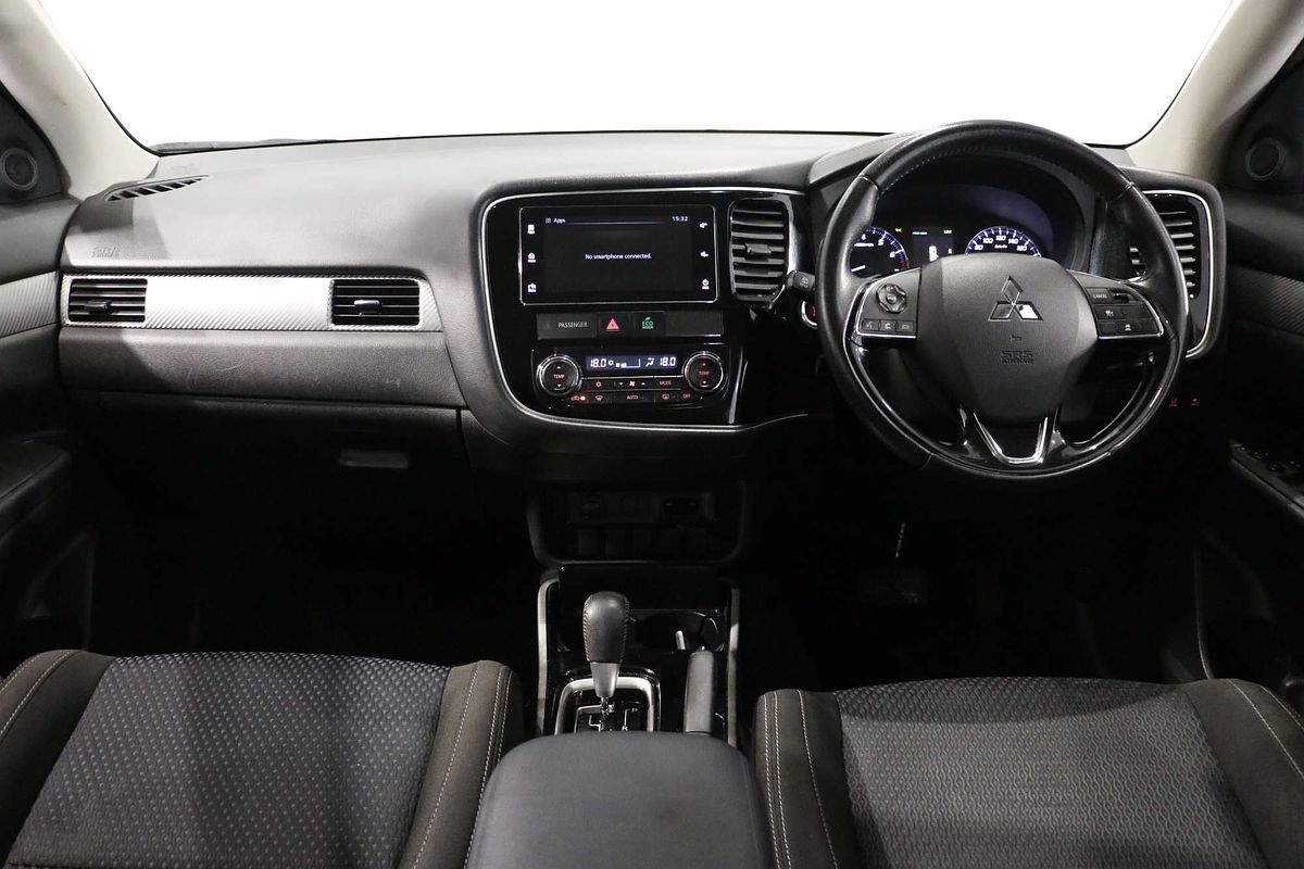 2017 Mitsubishi Outlander LS Safety Pack ZK