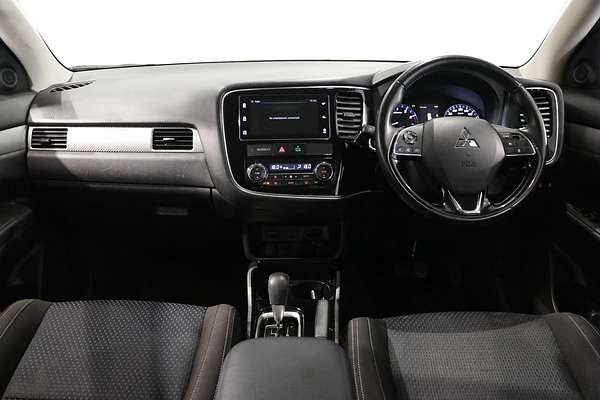 2017 Mitsubishi Outlander LS Safety Pack ZK