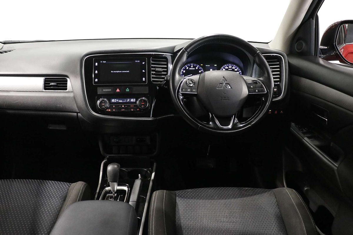 2017 Mitsubishi Outlander LS Safety Pack ZK